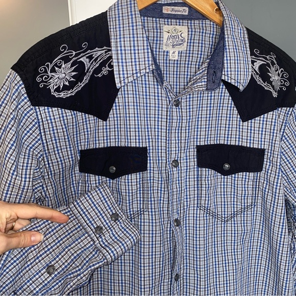 EUC Men’s Size Medium, Moon Shine Western Style Long Sleeve Snap Shirt - Picture 7 of 17